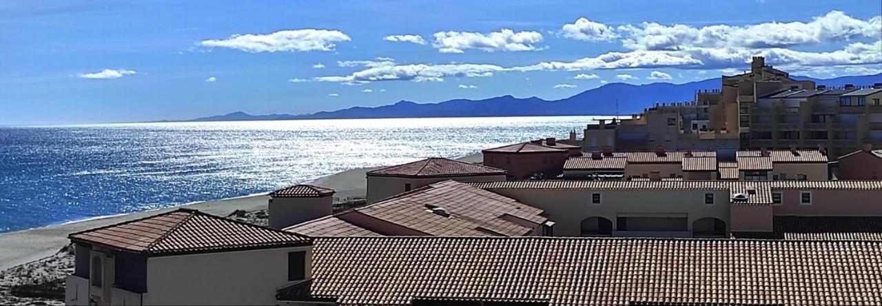 Appartement De Vacances - Splendide Vue Sur Mer, Parking Prive Le Barcares Luaran gambar