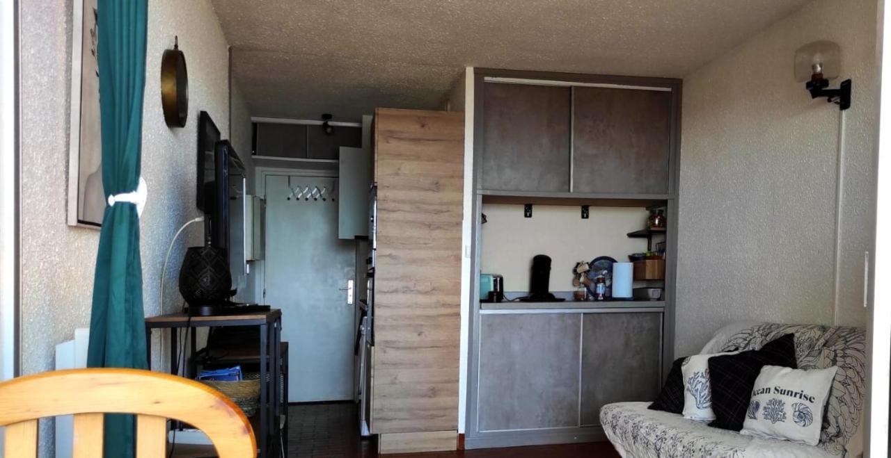 Appartement De Vacances - Splendide Vue Sur Mer, Parking Prive Le Barcares Luaran gambar