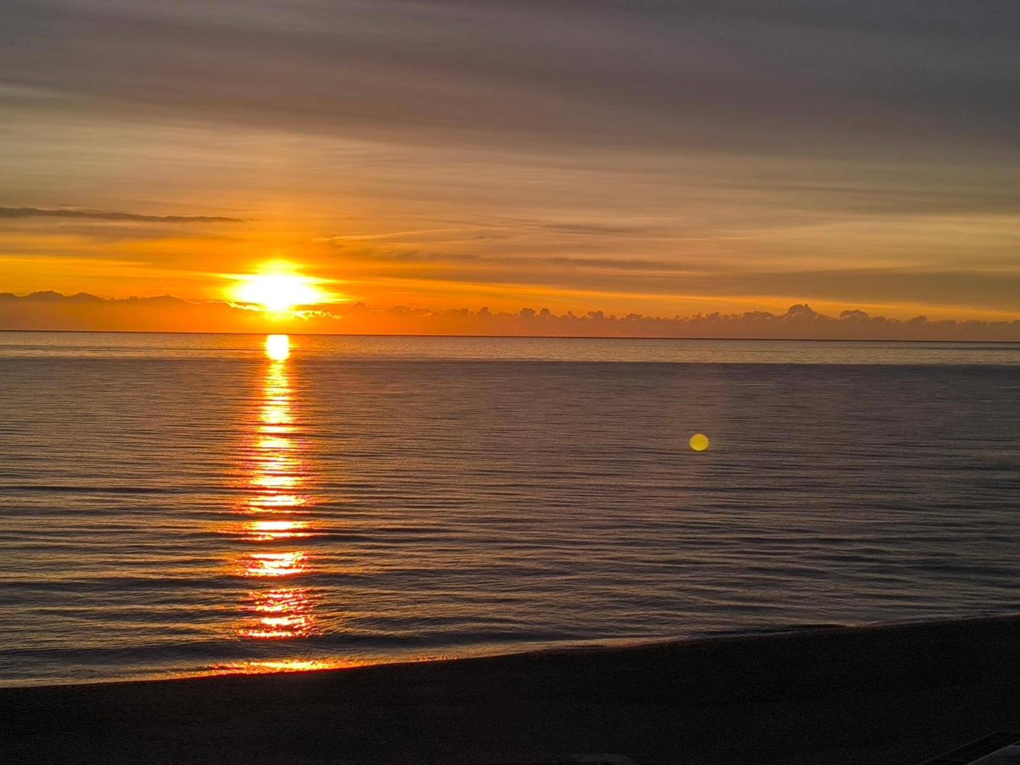 Appartement De Vacances - Splendide Vue Sur Mer, Parking Prive Le Barcares Luaran gambar