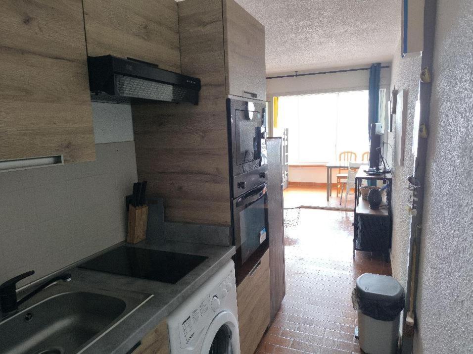 Appartement De Vacances - Splendide Vue Sur Mer, Parking Prive Le Barcares Luaran gambar